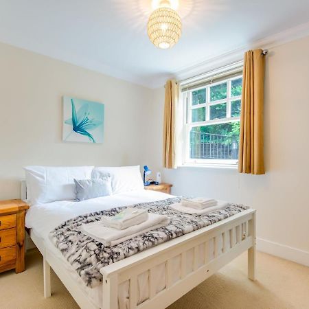 Pass The Keys Quiet 2-Bed Apartment On The Ground Floor Canterbury Eksteriør billede