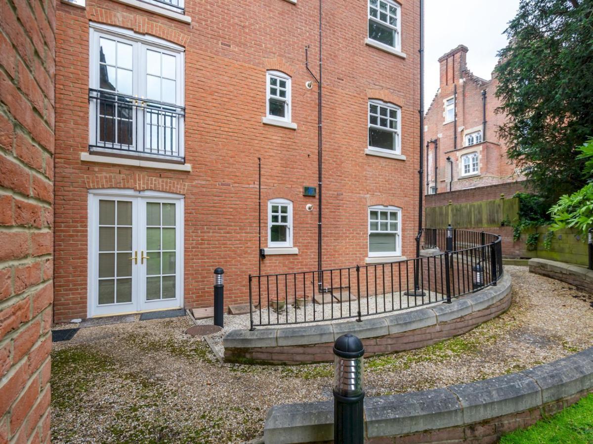 Pass The Keys Quiet 2-Bed Apartment On The Ground Floor Canterbury Eksteriør billede