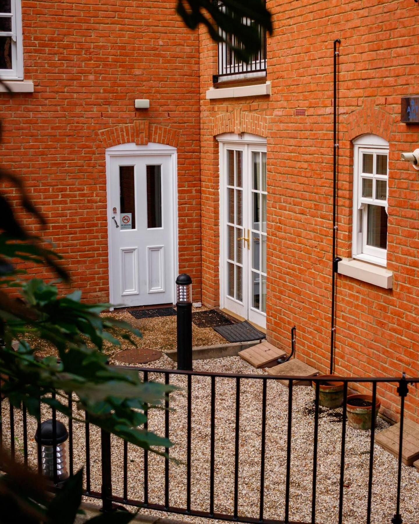 Pass The Keys Quiet 2-Bed Apartment On The Ground Floor Canterbury Eksteriør billede
